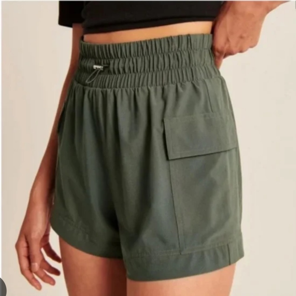Abercrombie & Fitch Travelers Shorts XS Green